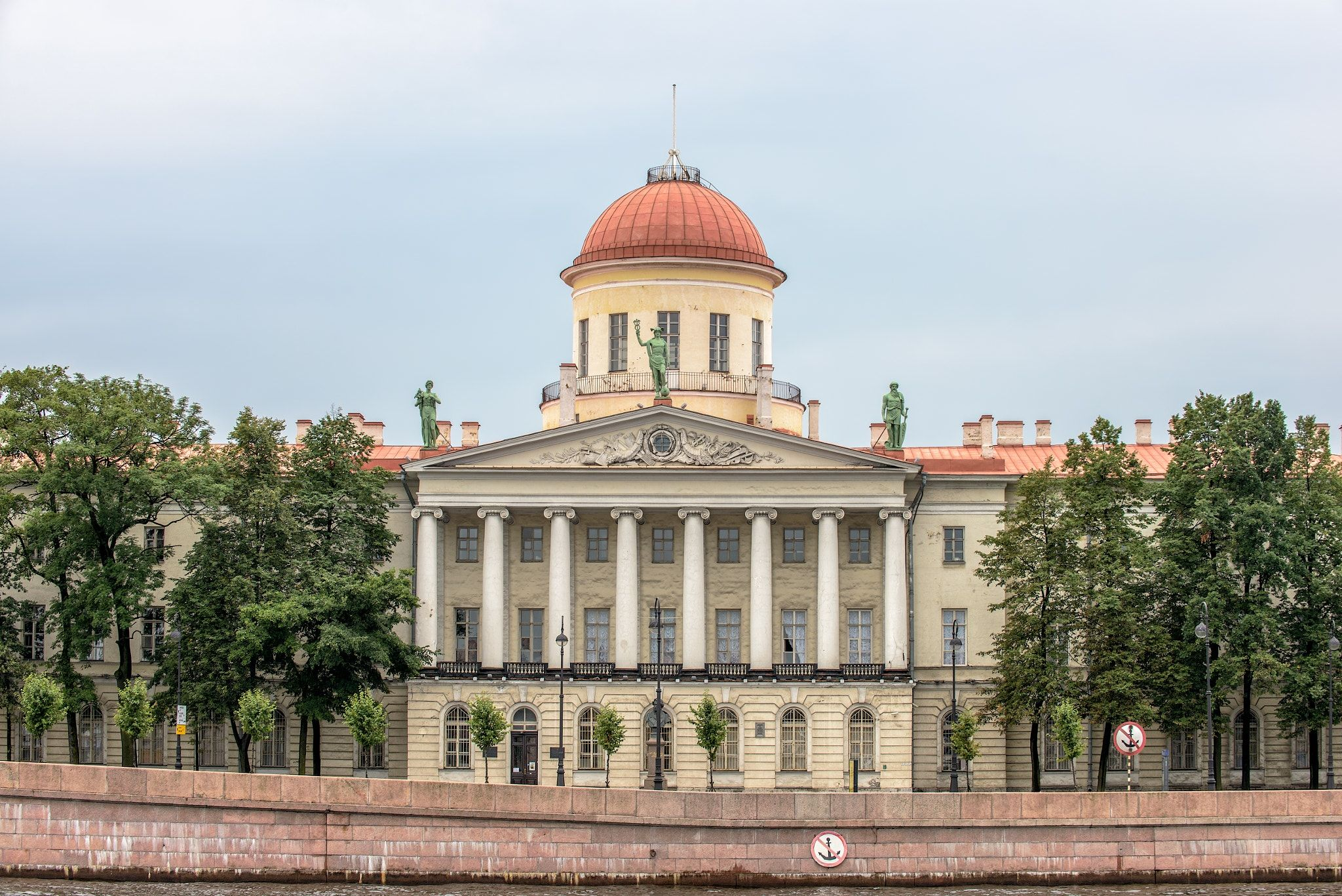 Литературный музей «Пушкинский дом»