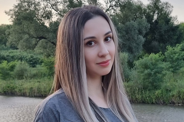 Ники Сью — автор месяца на eksmo.ru