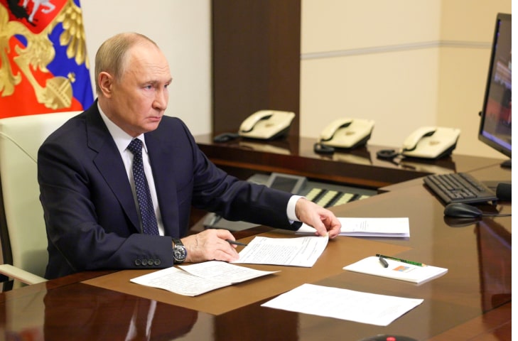 Владимир Путин провел заседание Совета по поддержке русского языка и языков народов России