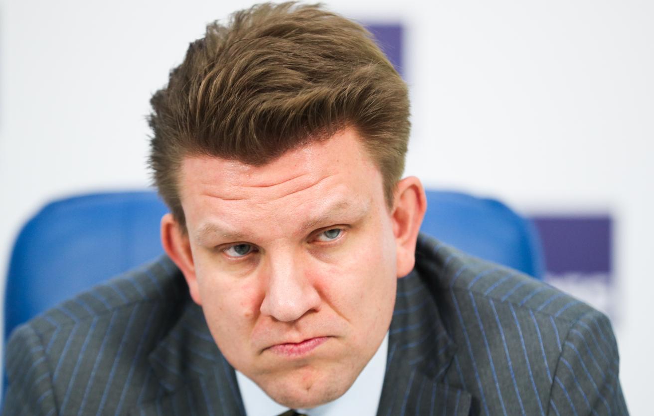 Евгений Капьев назвал политику проверки книг в "Эксмо" совершенной