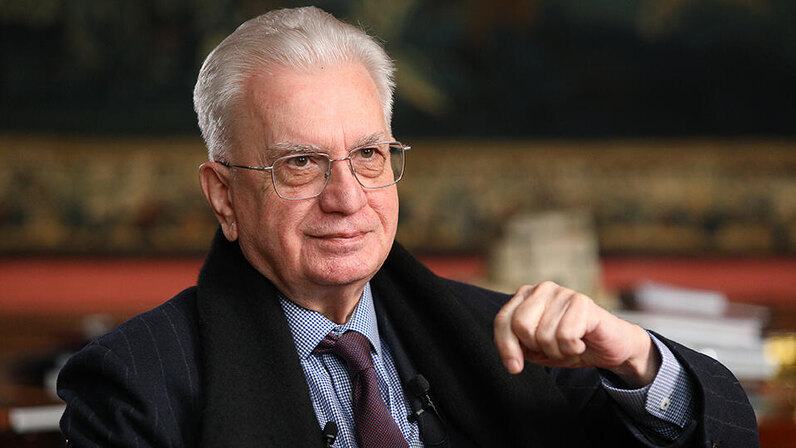 Хранитель традиций Эрмитажа: Михаилу Пиотровскому исполнилось 80 лет
