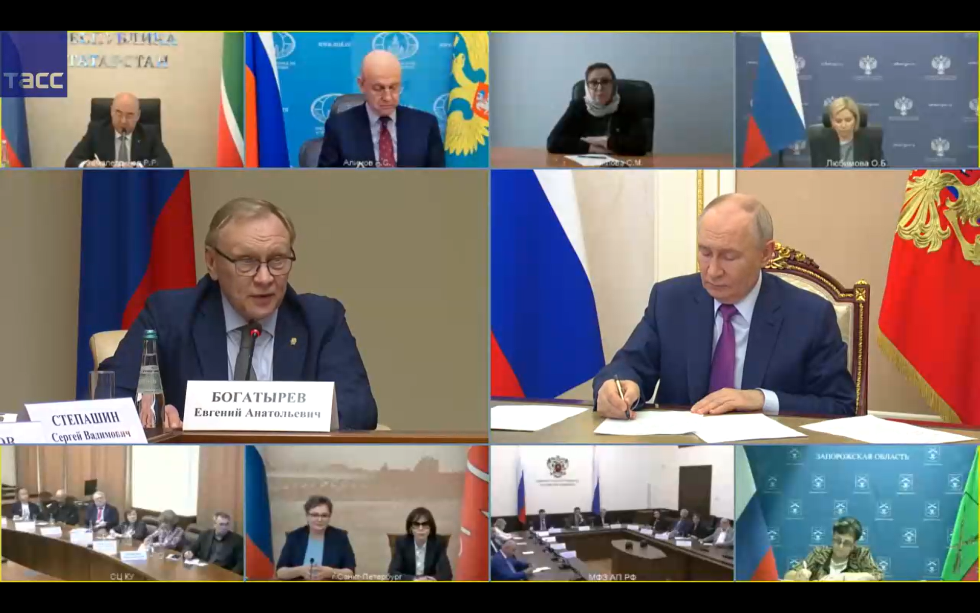 Путин призвал вузы к созданию самостоятельных факультетов русского языка и литературы