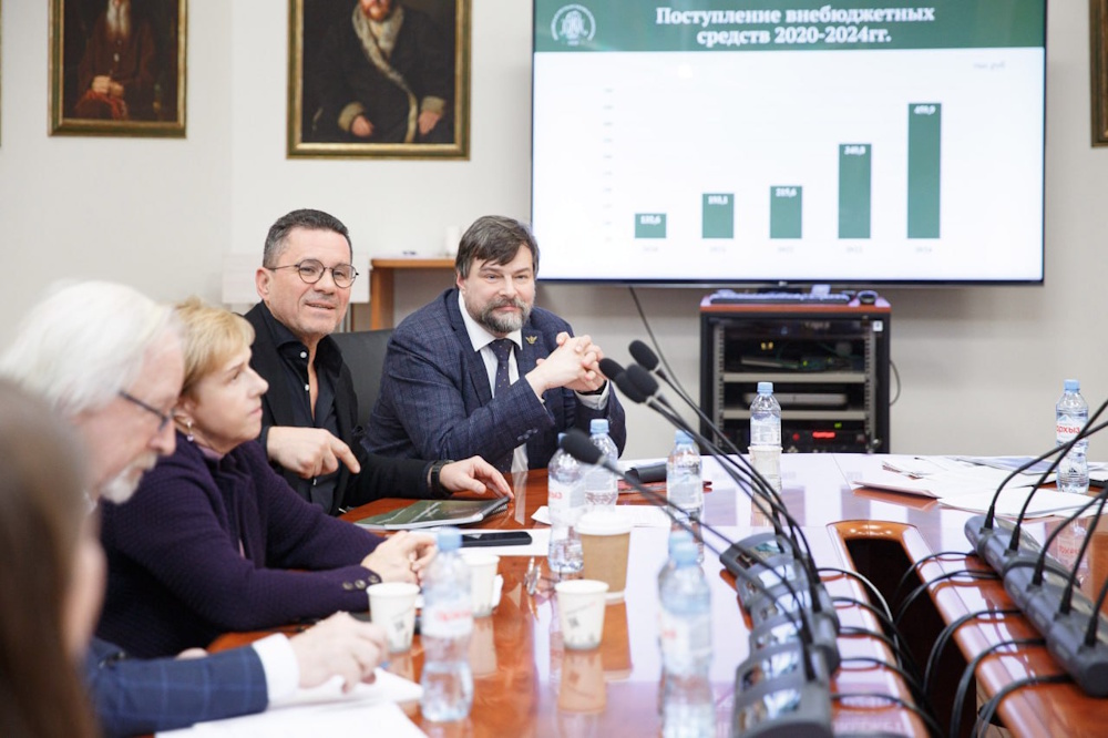 Федеральные библиотеки представили в Минкультуры России планы на 2025 год